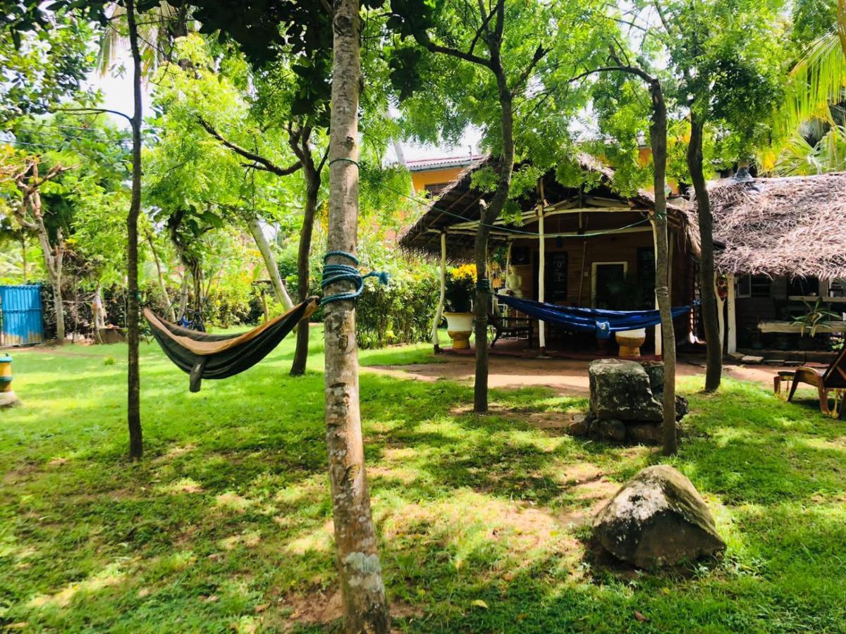Lake View Cabana Paradise & Villa Tangalle Exteriör bild